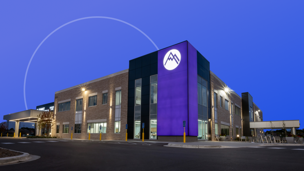 Summit Orthopedics building exterior